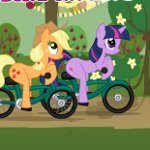 Игра Гонки пони на велосипедах